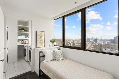$8,950,000 | 422 East 72nd Street, Unit 40B/41AB | Lenox Hill