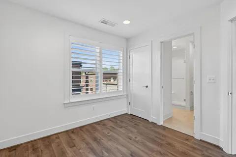 $995,000 | 3510 Bellflower Lane, Rockville, MD 20852