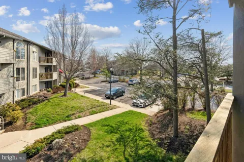 $595,000 | 2110 Chesapeake Harbour Drive East, Unit 101, Annapolis, MD 21403