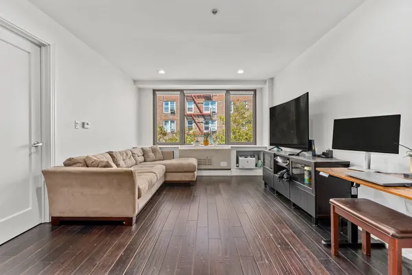 $580,000 | 64-05 Yellowstone Boulevard, Unit 414 | Forest Hills