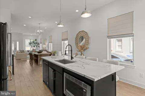 $760,000 | 1419 Orange Street, Philadelphia, PA 19125