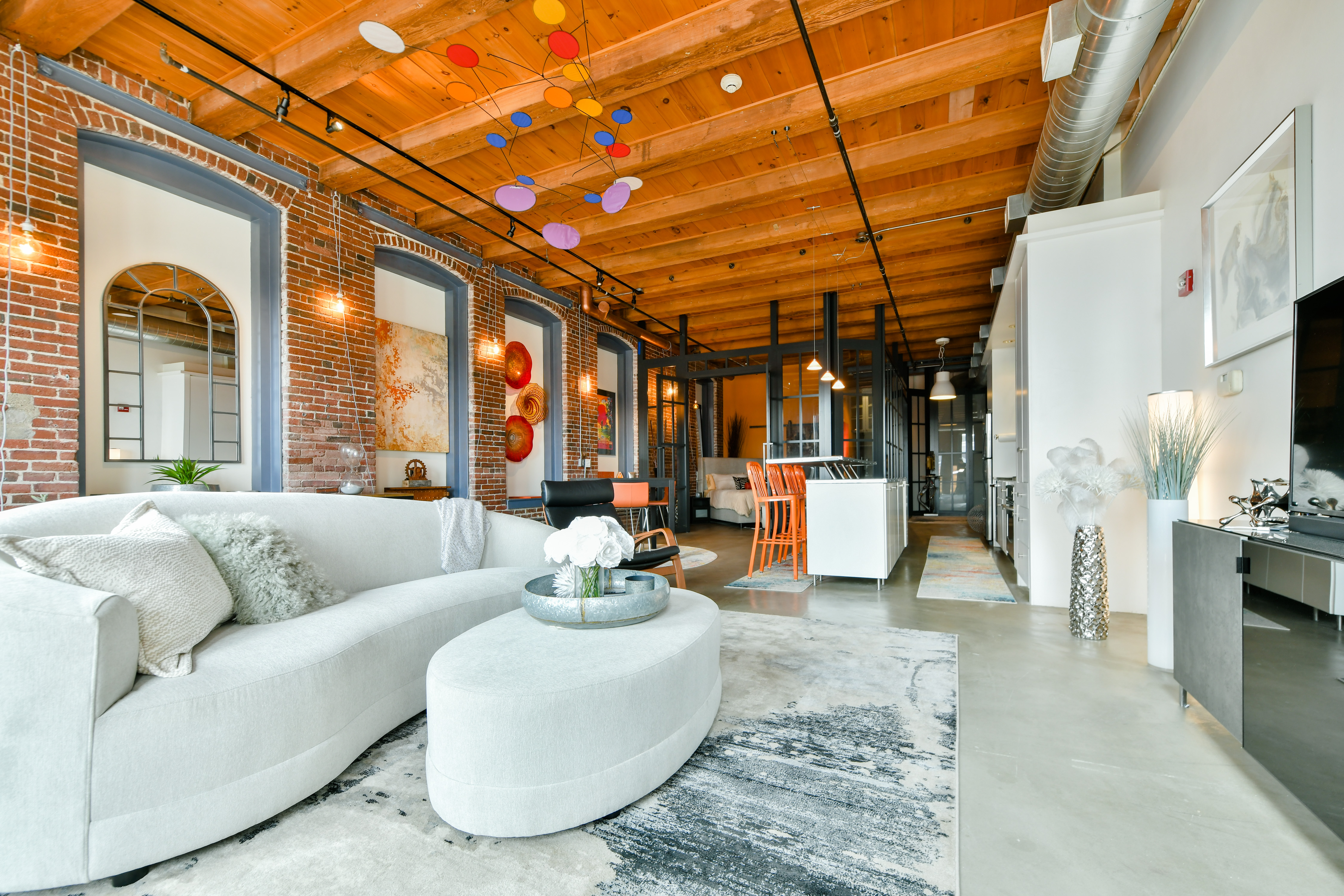 35 Channel Center Street, Unit 206 Boston, MA 02210 - Photo 3 of 8