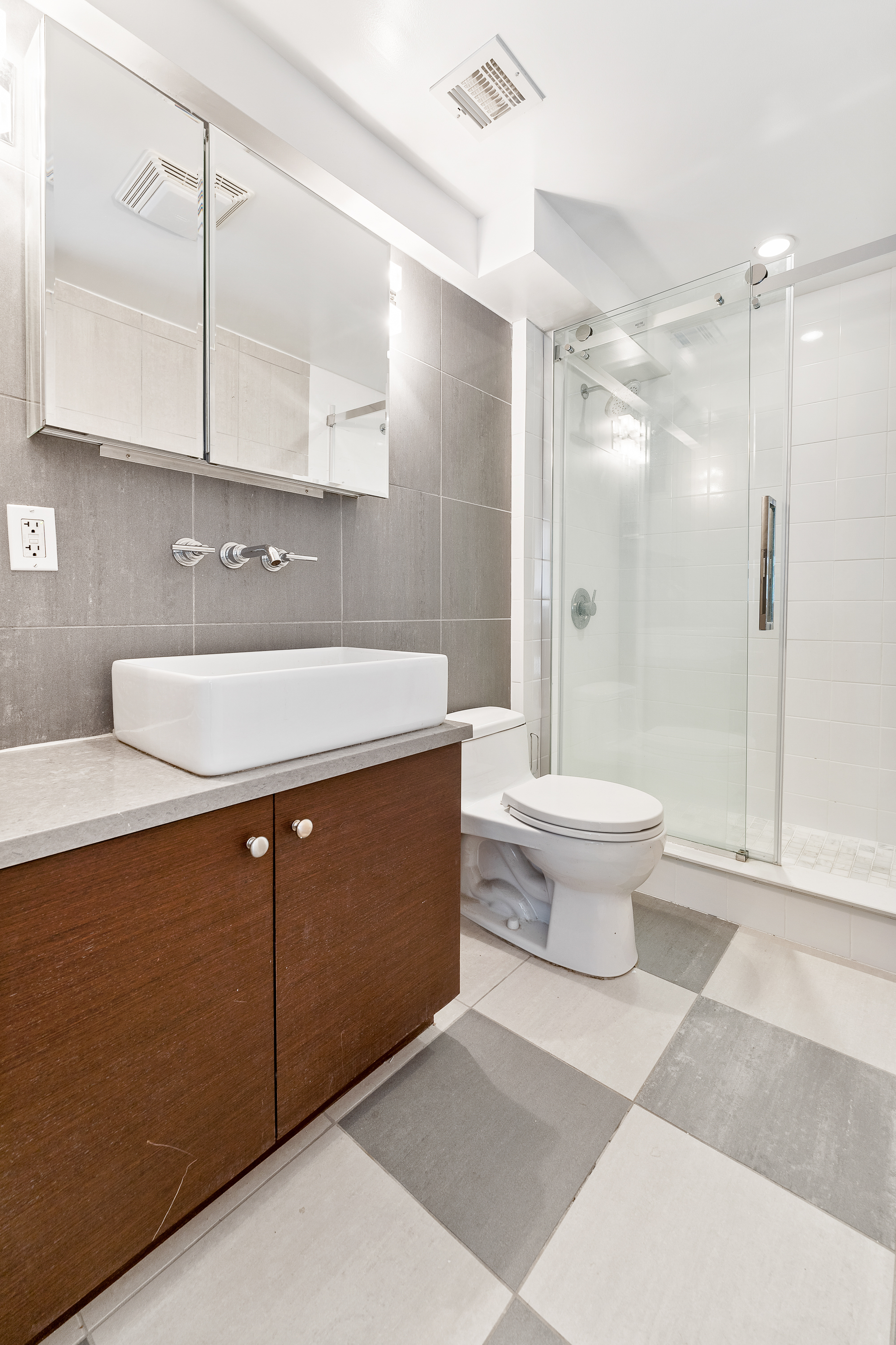 273 Manhattan Avenue, Unit 2D Brooklyn, NY 11211 - Photo 5 of 5