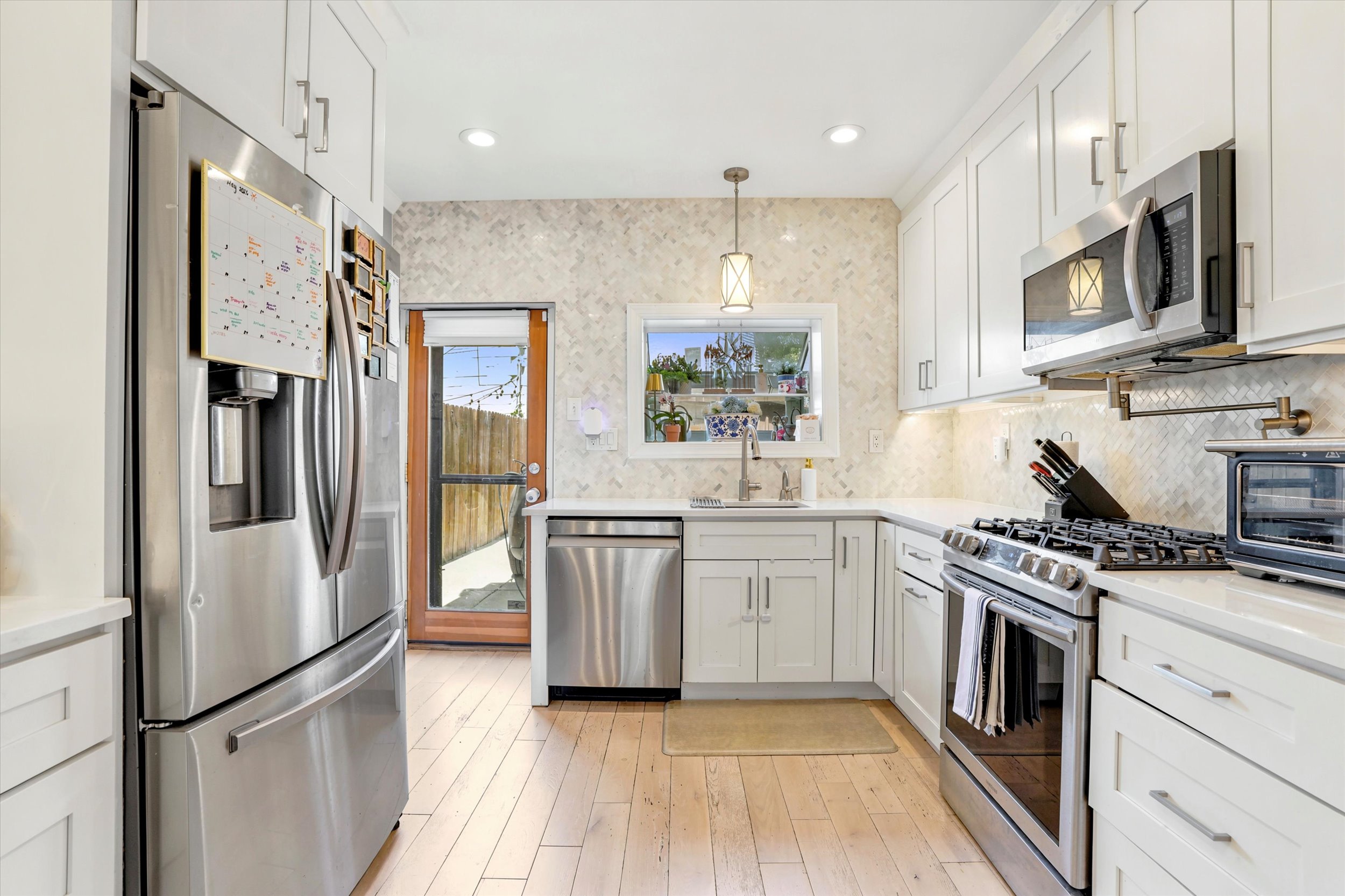 733 Ellsworth Street Philadelphia, PA 19147 - Photo 10 of 25