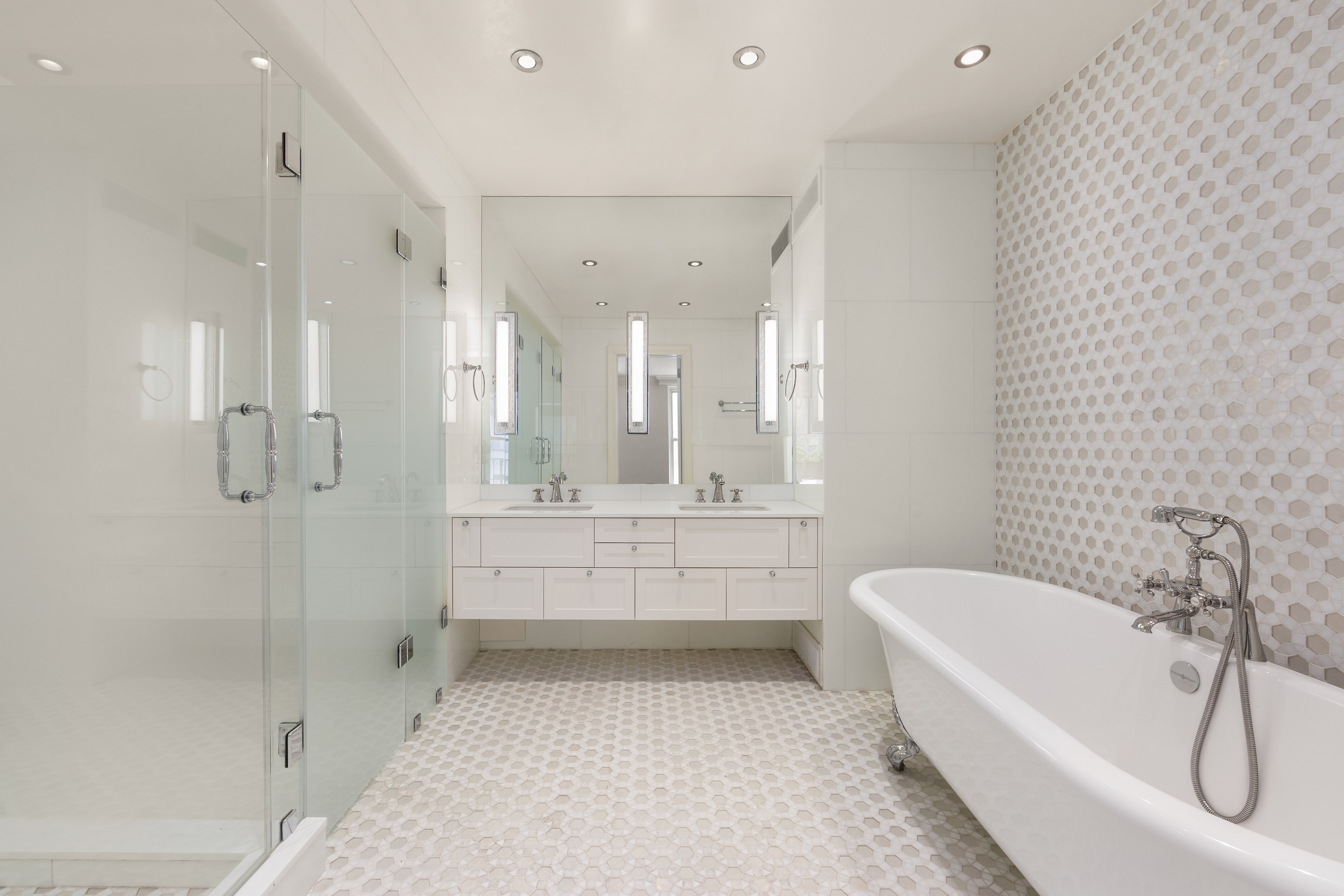 8 East 63rd Street Manhattan, NY 10065 - Photo 14 of 31