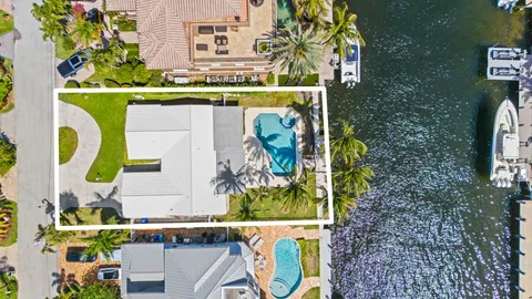 $1,800,000 | 2548 Southeast 12th Street, Pompano Beach, FL 33062