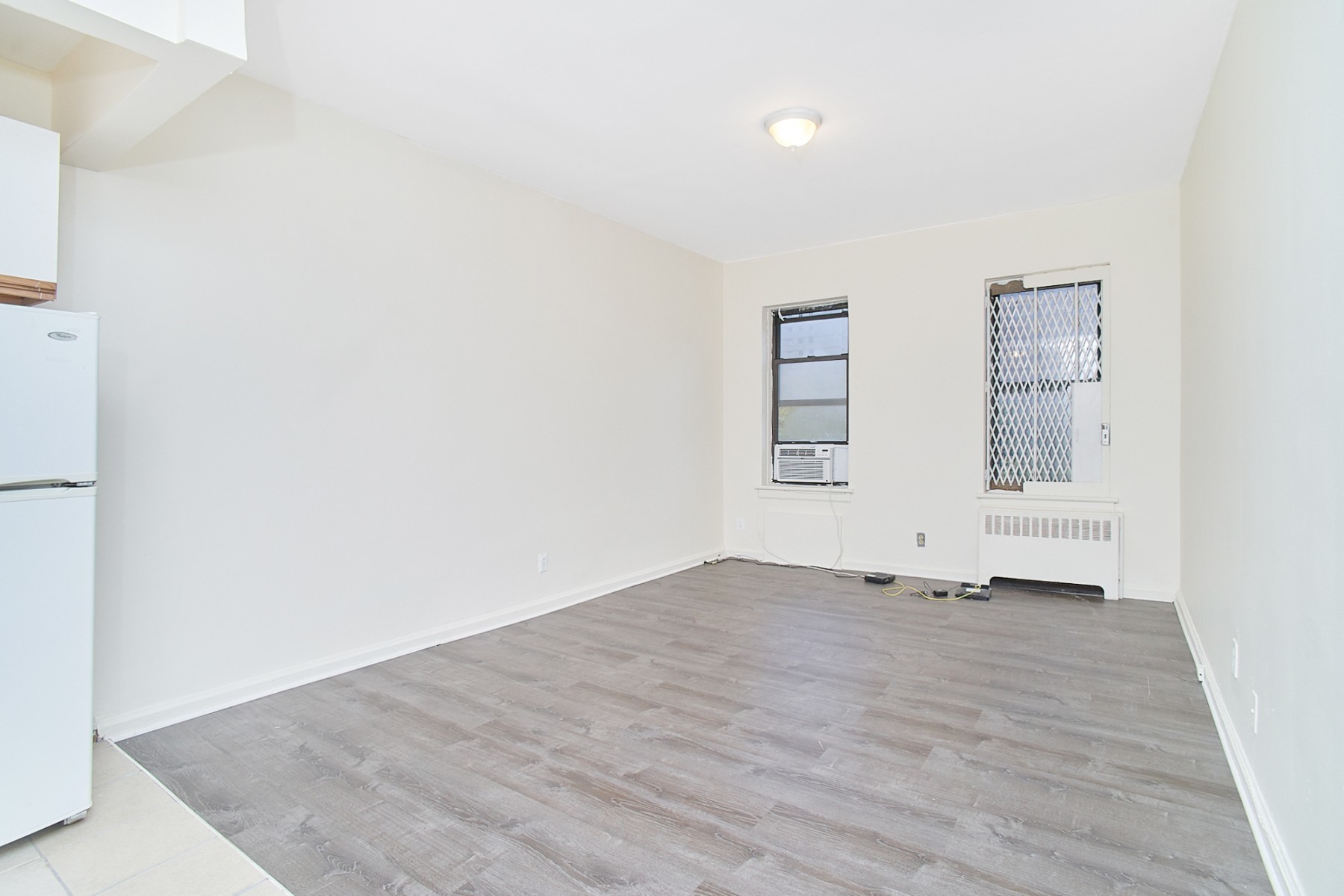 1055 2nd Avenue, Unit 4W Manhattan, NY 10022 - Photo 3 of 8