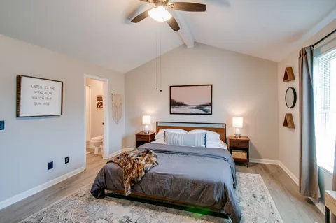 $250,000 | 250 Sanders Ferry Road, Unit 5, Hendersonville, TN 37075