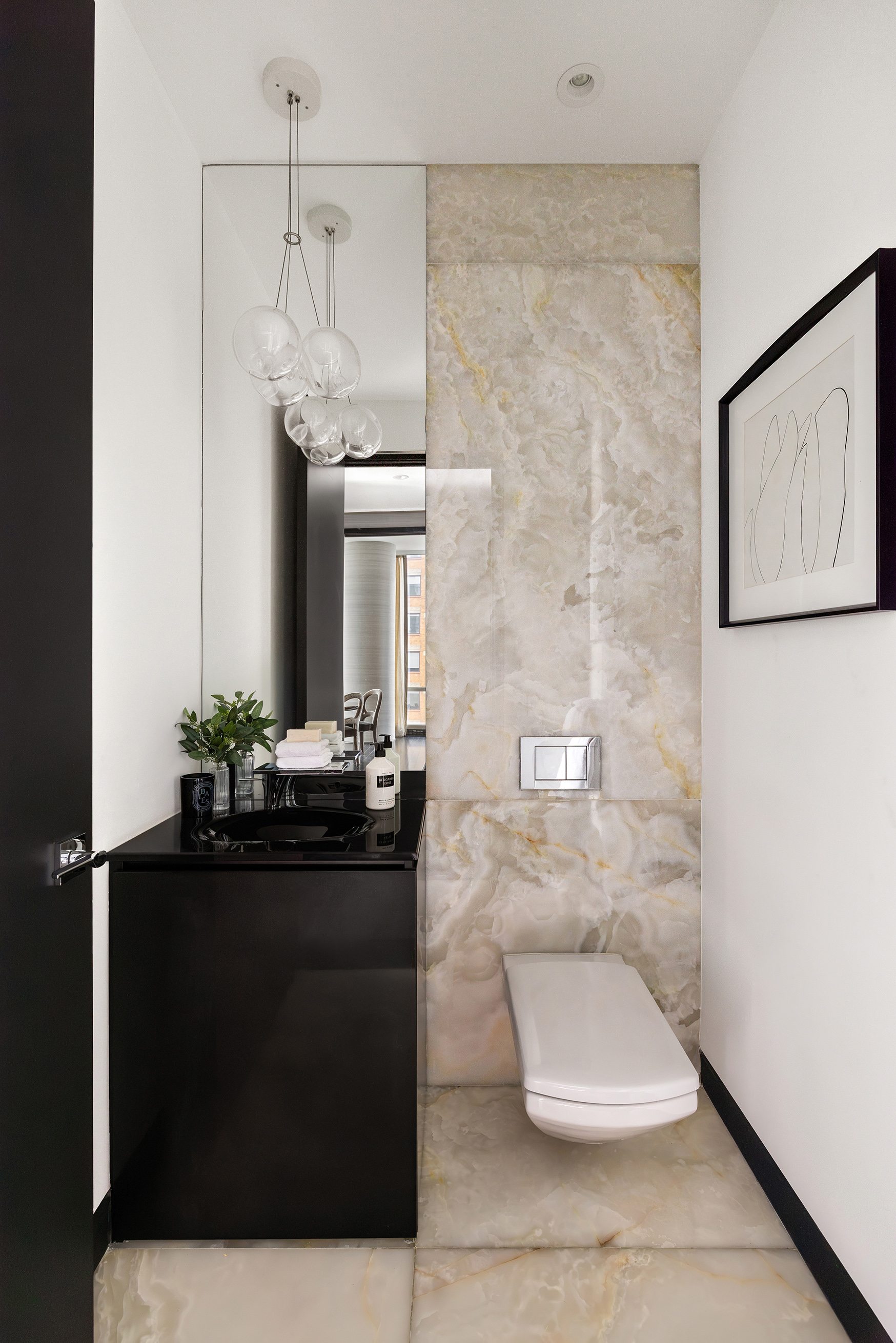 157 West 57th Street, Unit 50B Manhattan, NY 10019 - Photo 14 of 20 Gallery Image 14
