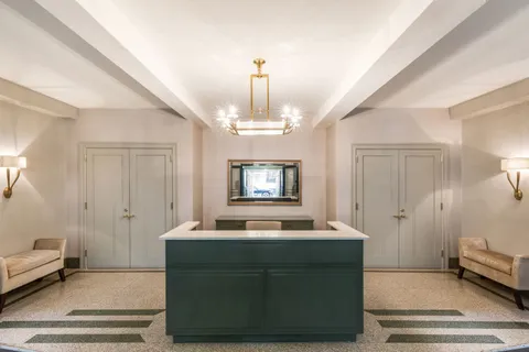 $685,000 | 75 Bank Street, Unit 4B | West Village