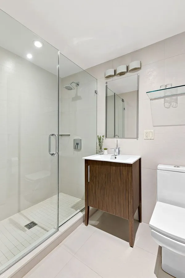 $7,000 | 111 East 56th Street, Unit 704 | Midtown East