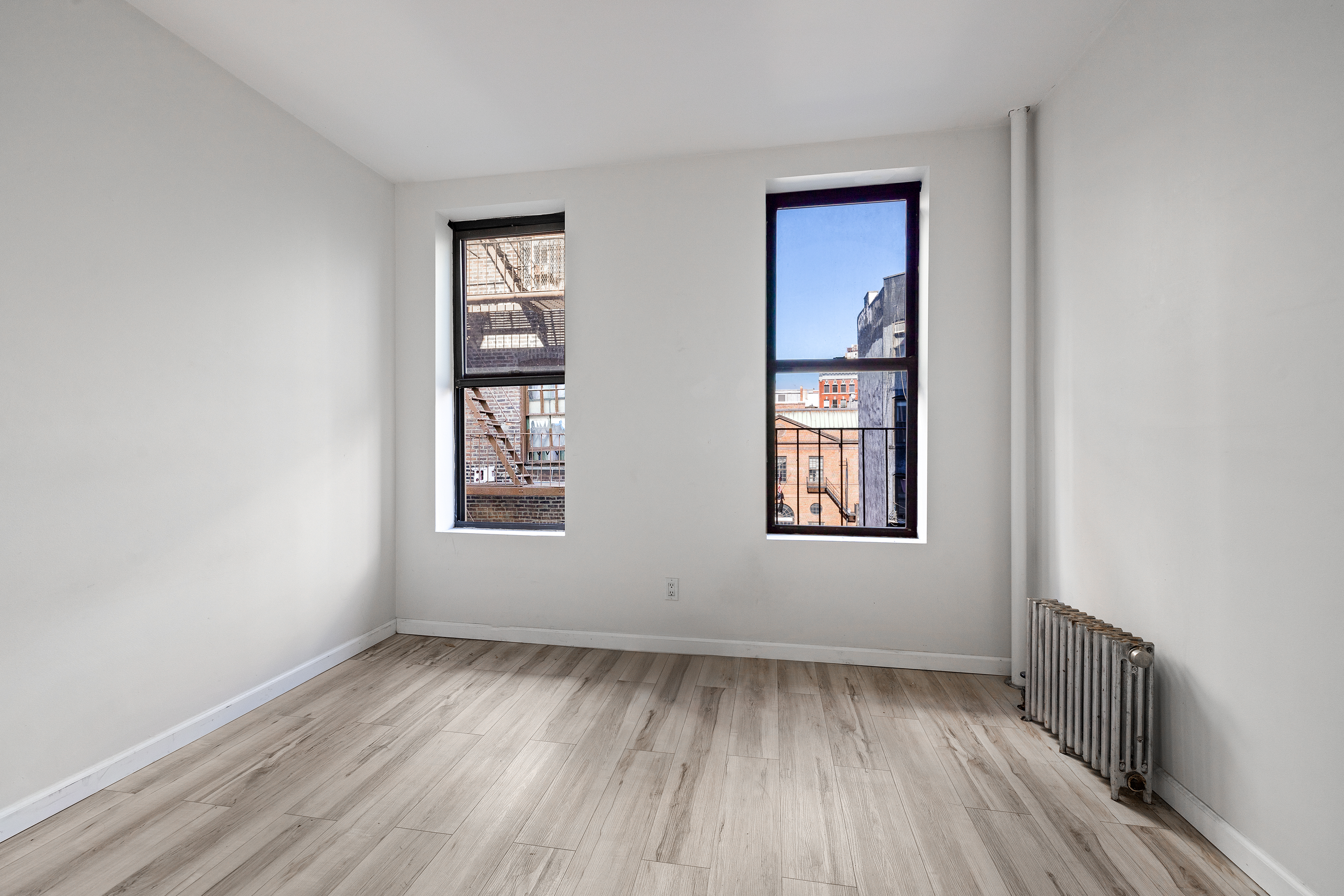 117 Henry Street, Unit 12B Manhattan, NY 10002 - Photo 1 of 7