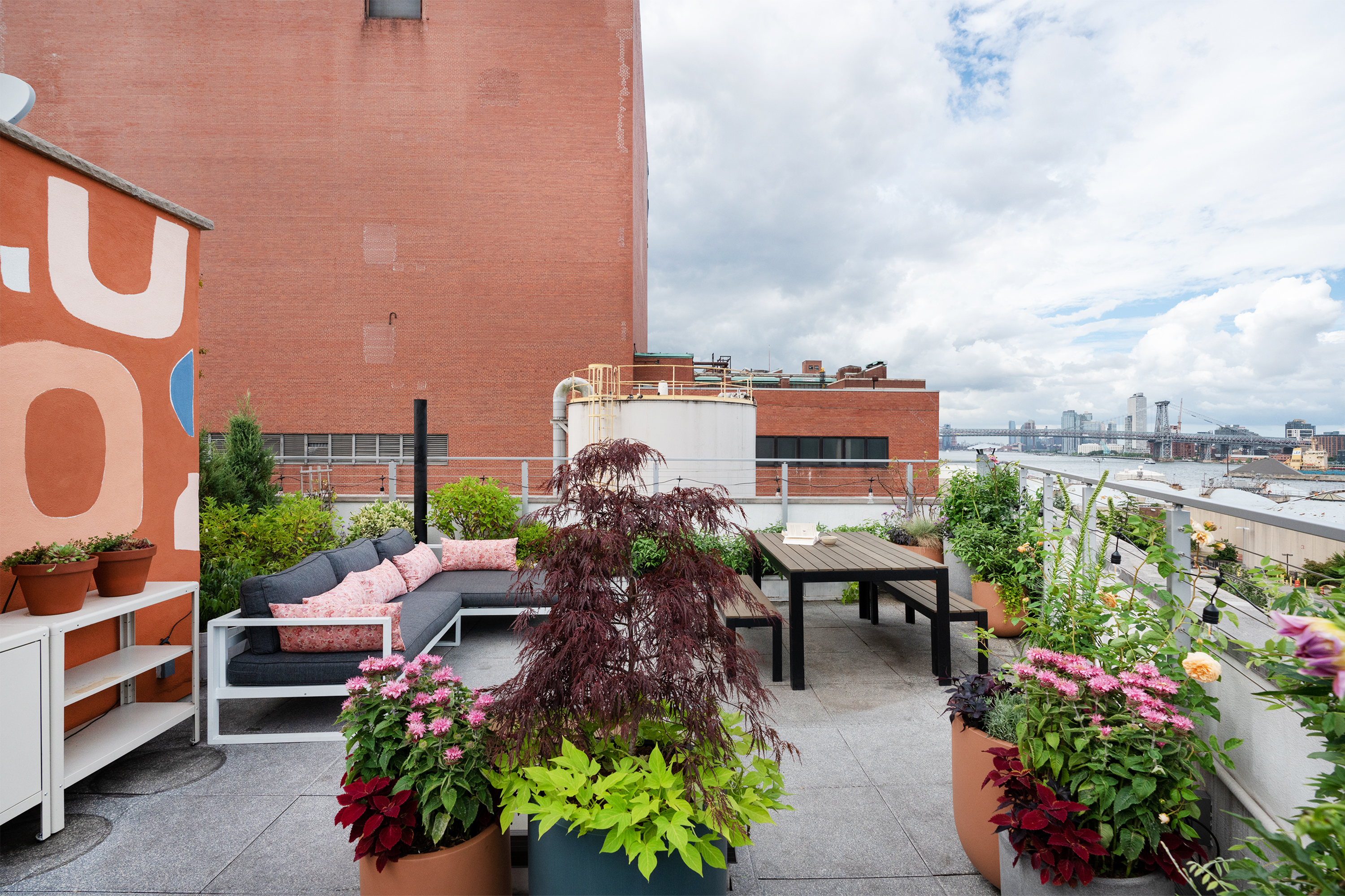 334 Plymouth Street Brooklyn, NY 11201 - Photo 3 of 32 a view of a chairs and table in the terrace