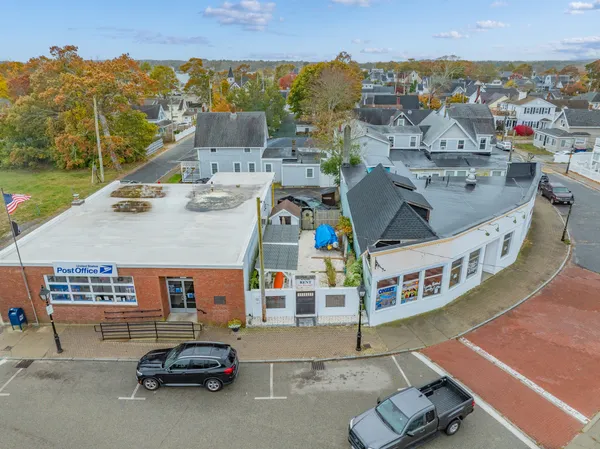 $199,000 | 218 Onset Avenue, Wareham, MA 02558