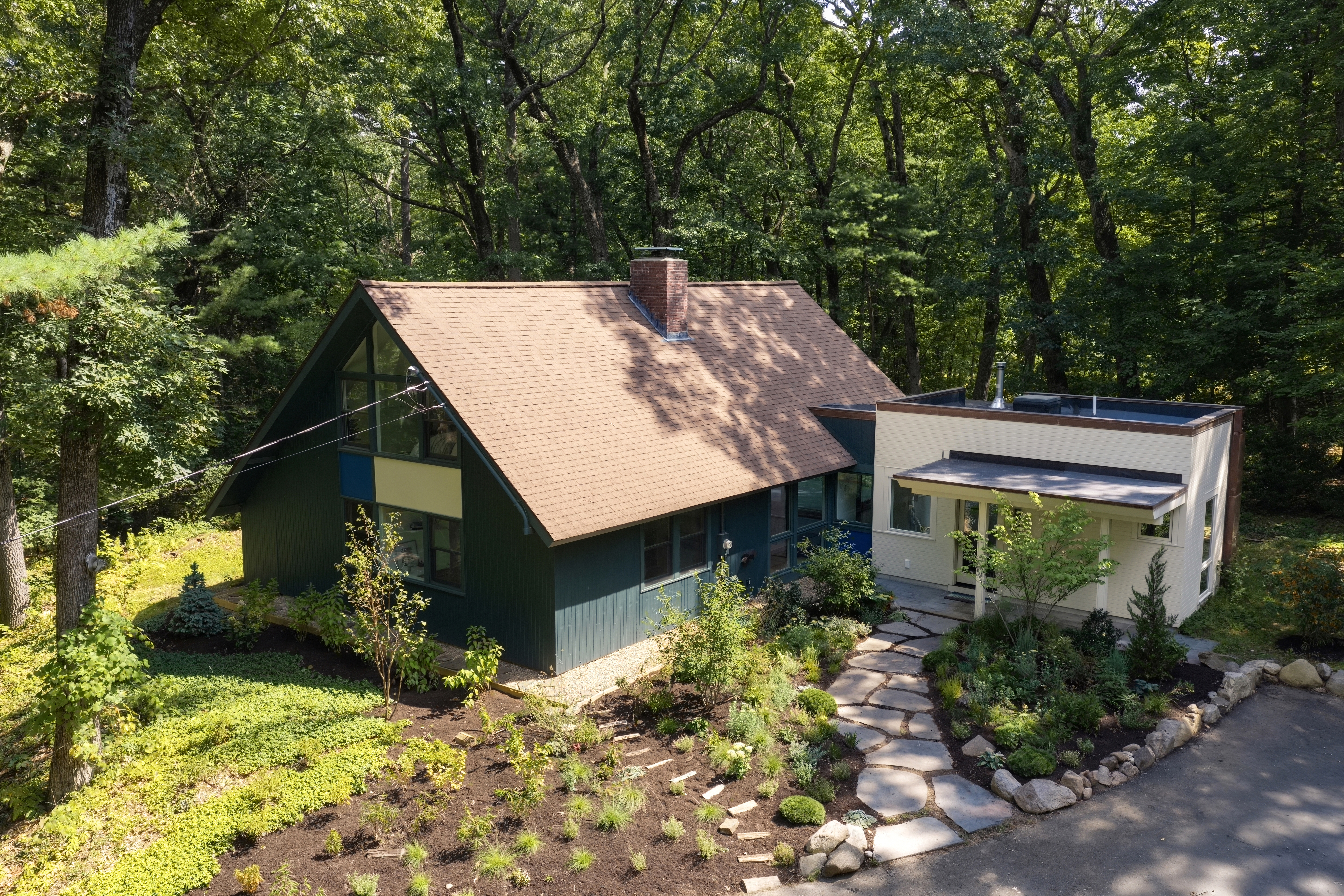 102 The Valley Road Concord, MA 01742 - Photo 1 of 9 Gallery Image 1