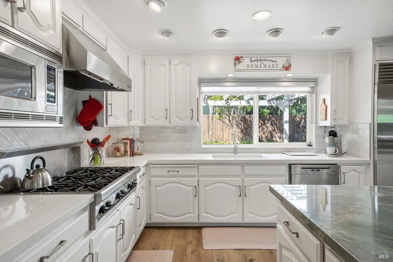 1560 Crane Terrace Ukiah, CA 95482 - Photo 5 of 43