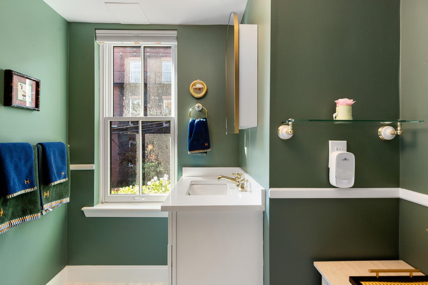 15 Lawrence Street, Unit 2 Boston, MA 02116 - Photo 19 of 34