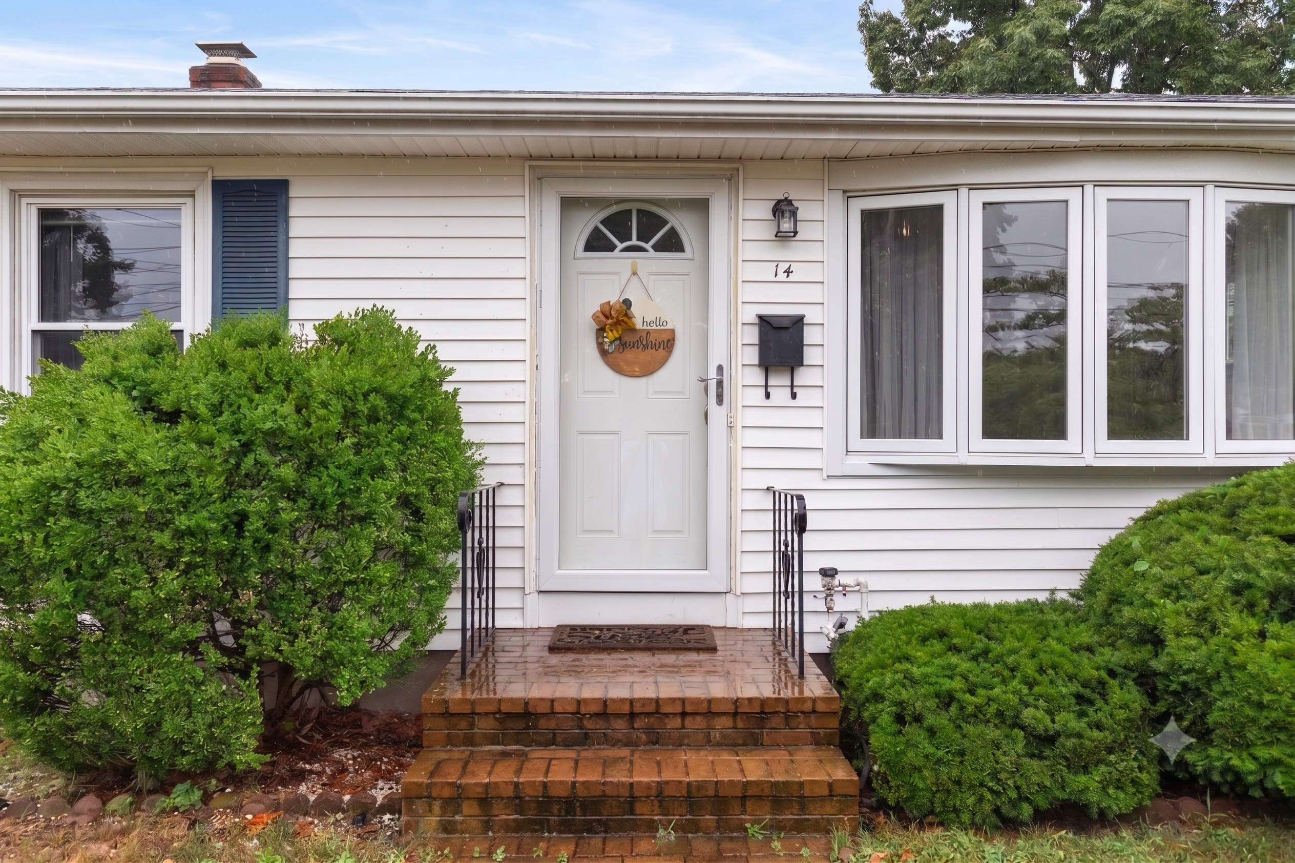 14 Primrose Drive Riverside, RI 02915 - Photo 4 of 36
