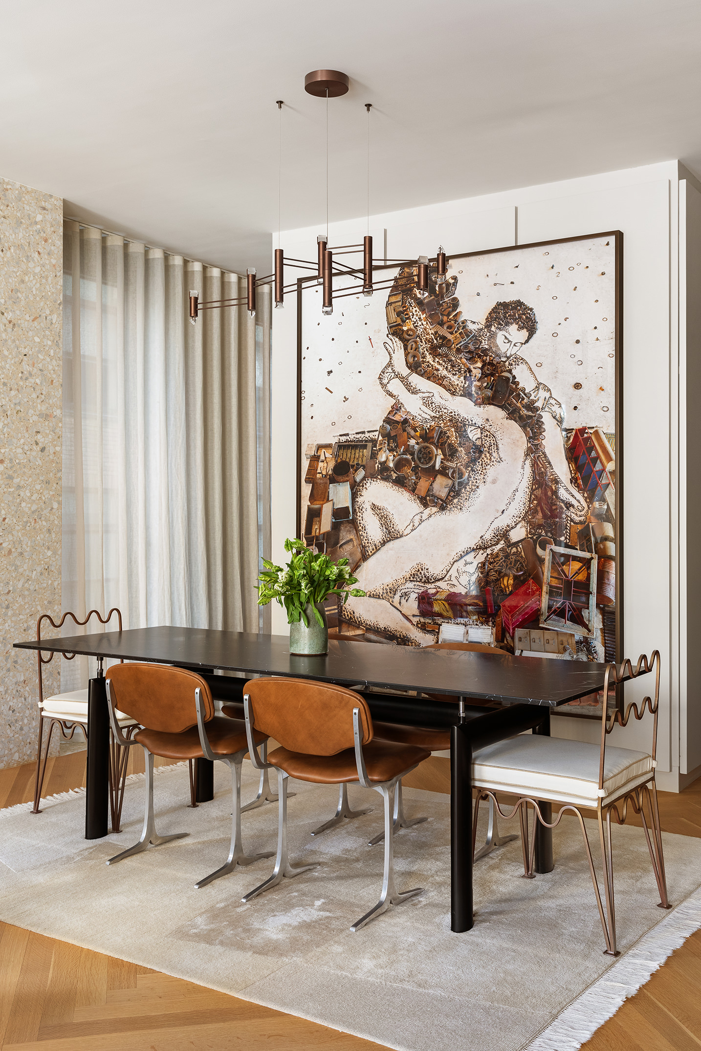 16 West 40th Street, Unit 16B Manhattan, NY 10018 - Photo 5 of 15 a outdoor space with furniture