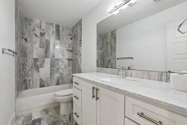 $935,000 | 6220 Harrogate Drive, Austin, TX 78759