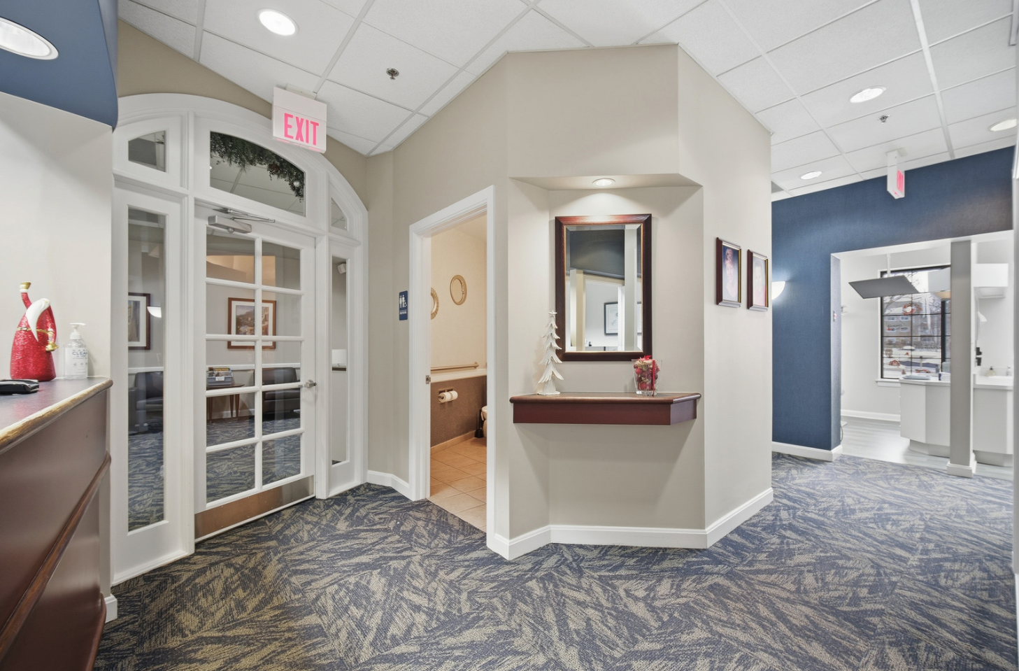 6475 Washington Street Gurnee, IL 60031 - Photo 28 of 45 wooden floor and windows in a room