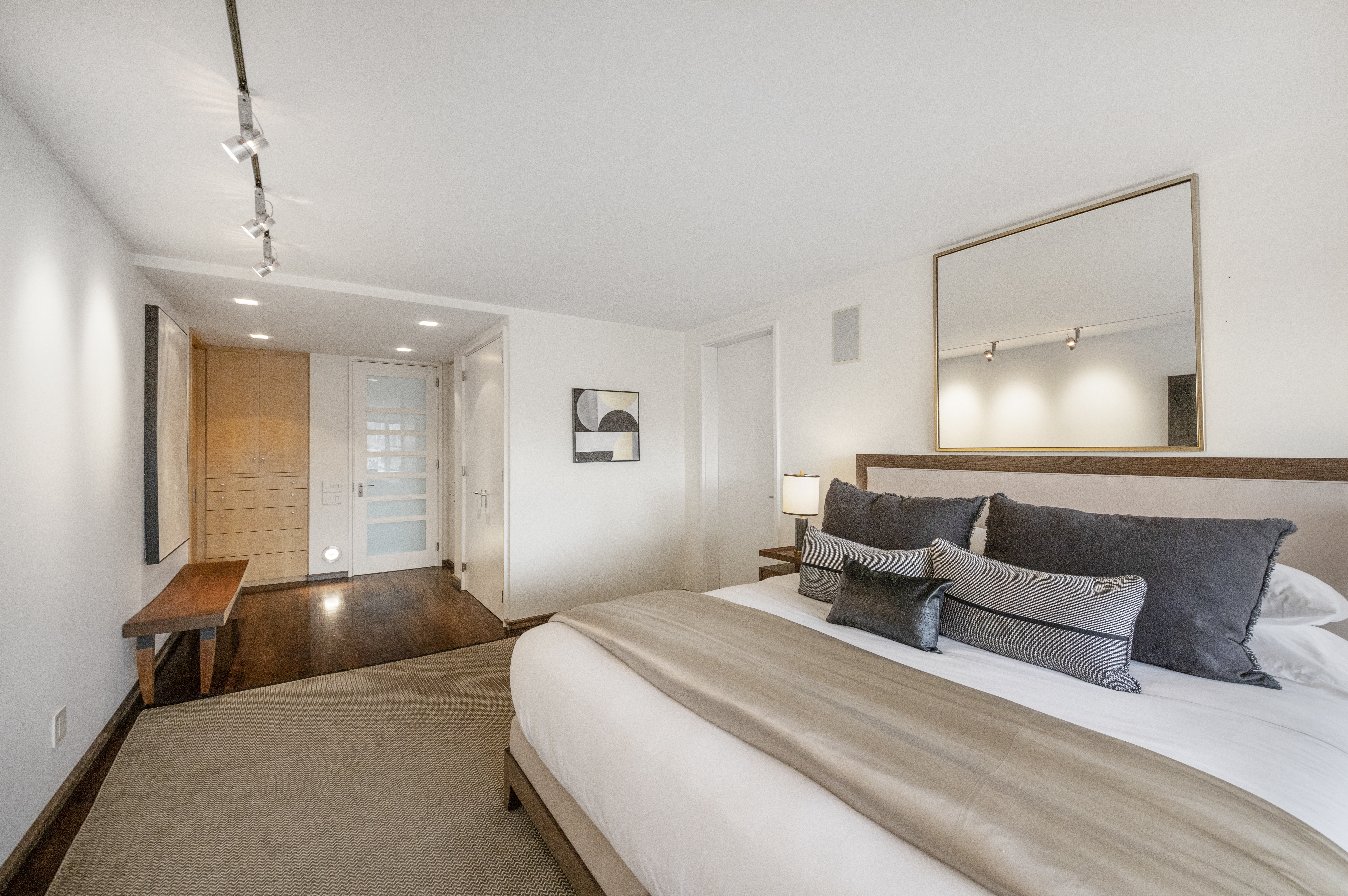 20 East 9th Street, Unit 21D Manhattan, NY 10003 - Photo 11 of 30