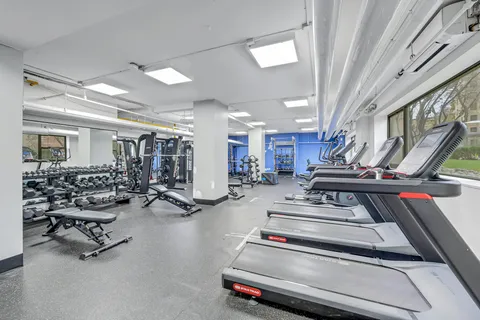 $225,000 | 1 Fordham Hill Ovl, Unit 12C | University Heights