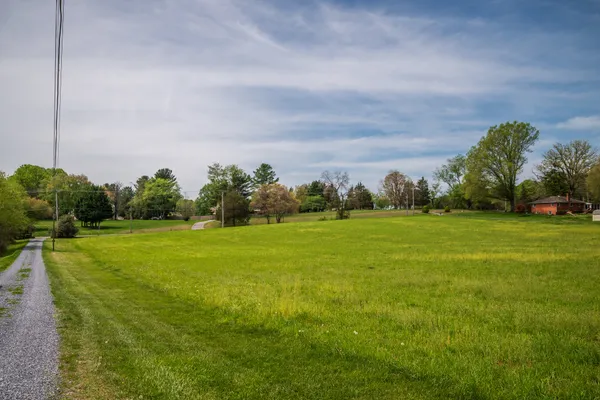 $1,600,000 | 21901 New Hampshire Avenue, Brookeville, MD 20833