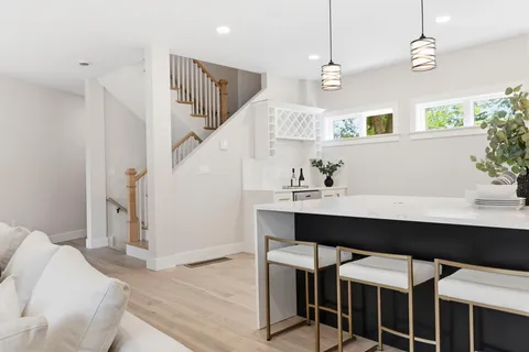 $1,690,000 | 35 Miller Avenue, Framingham, MA 01702