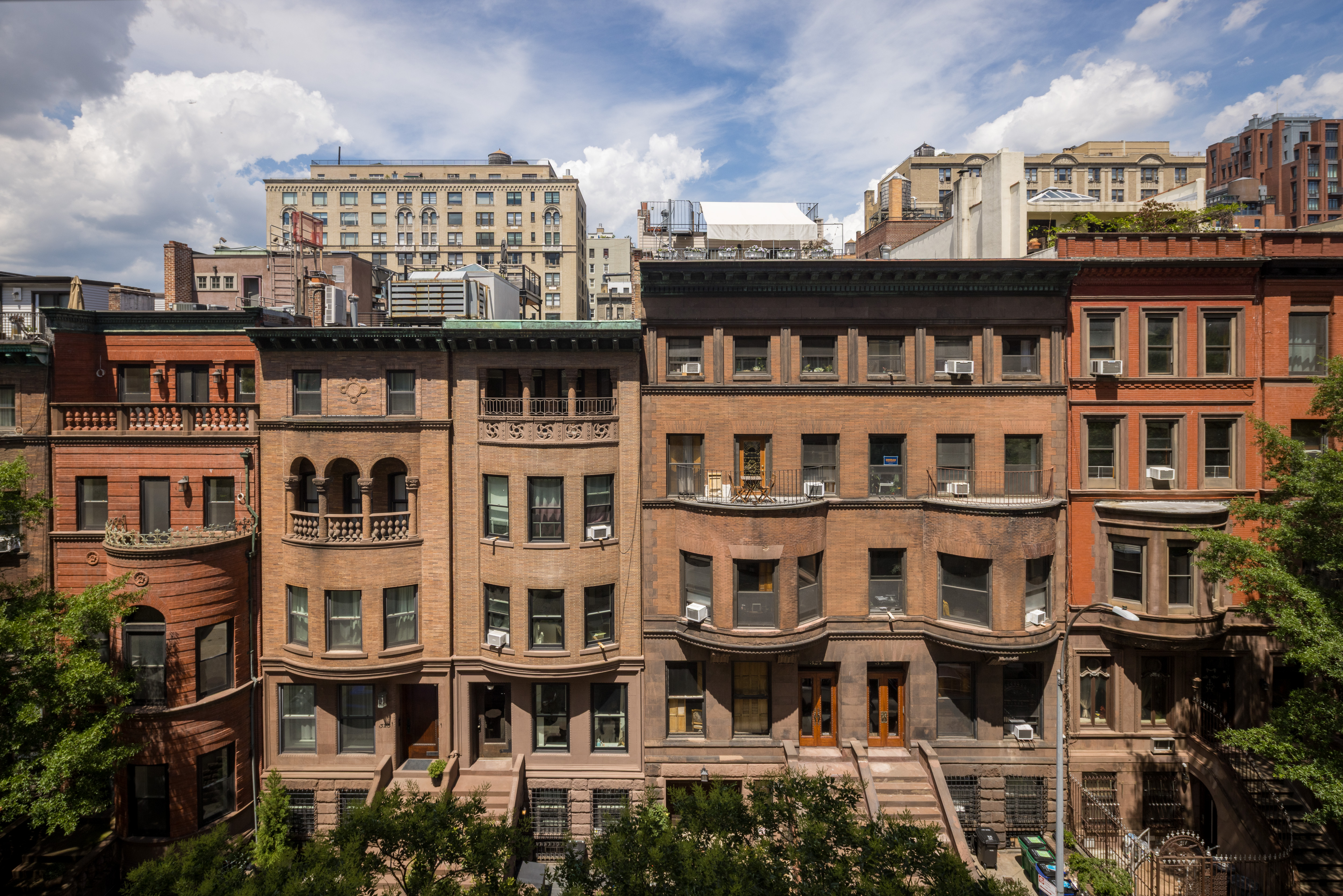 320 West 76th Street, Unit 6D Manhattan, NY 10023 - Photo 3 of 16 a front view of a building with a lot of windows