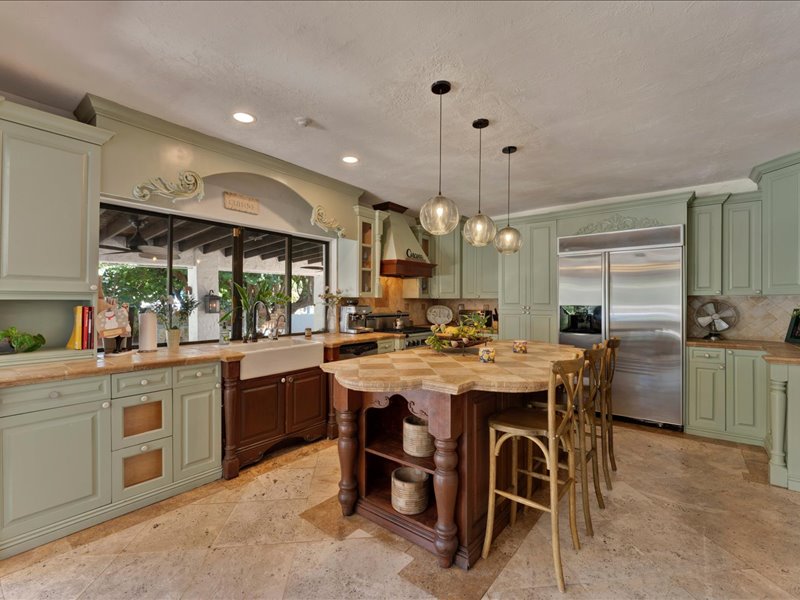 1150 North Biscayne Point Road Miami Beach, FL 33141 - Photo 19 of 65 Gallery Image 19