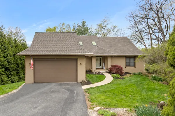 $600,000 | 11 Edinburgh Court, Newark, DE 19711