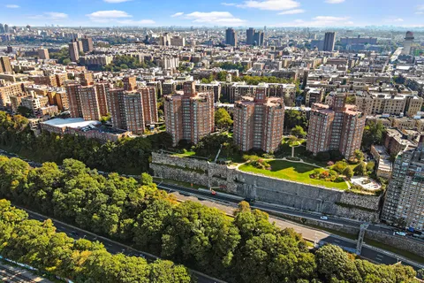 $695,000 | 120 Cabrini Boulevard, Unit 118 | Hudson Heights