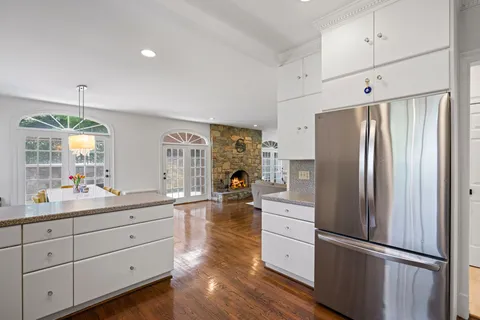Contact Agent | 5313 Massachusetts Avenue, Bethesda, MD 20816
