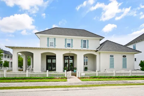 $785,000 | 14652 St Henry Street, Baton Rouge, LA 70820