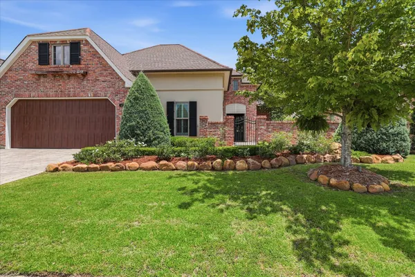 $615,000 | 428 North Corniche Du Lac, Covington, LA 70433