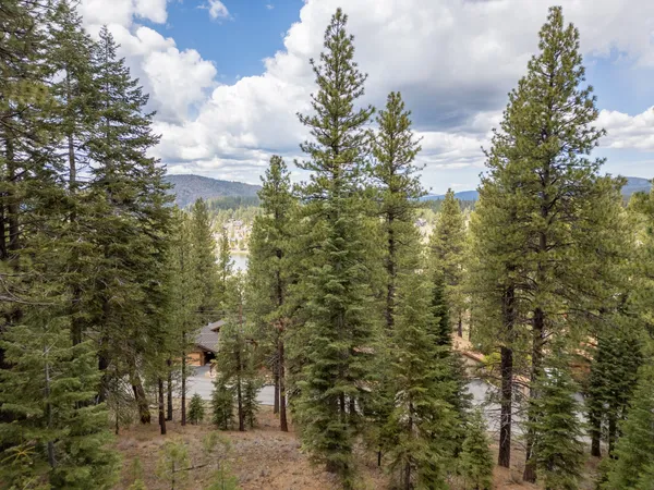 Contact Agent | Address Upon Request, Truckee, CA 96161