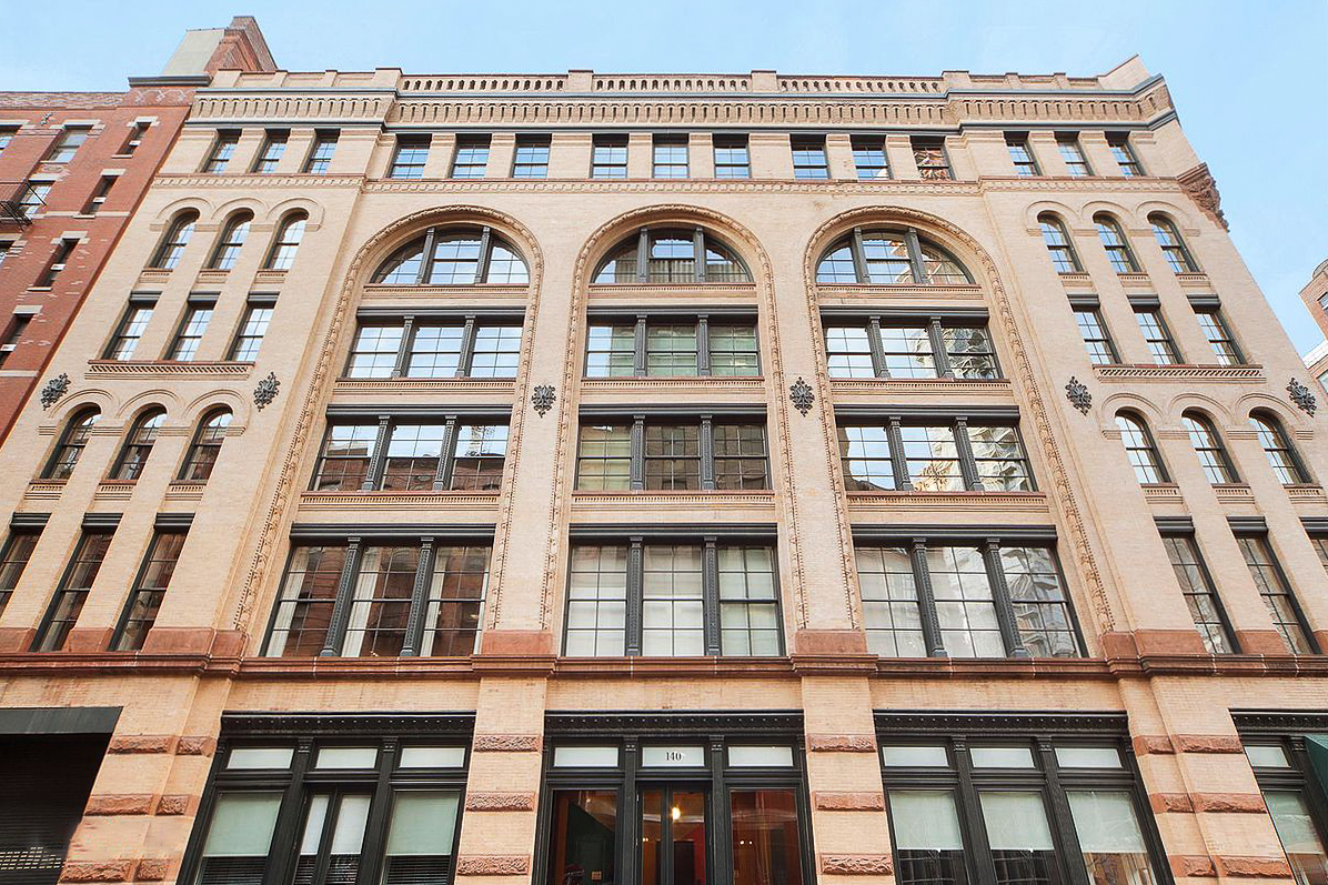 140 Franklin Street, Unit 2B Manhattan, NY 10013 - Photo 13 of 14 a front view of a building