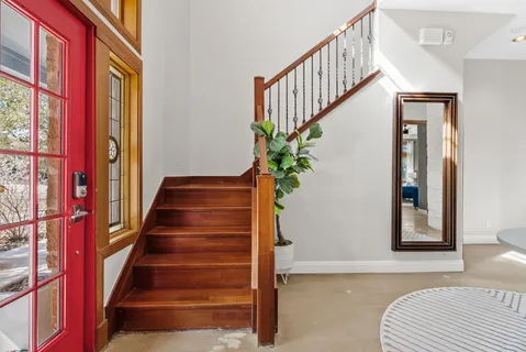 $1,375,000 | 10512 Lake Park Drive, Dripping Springs, TX 78620