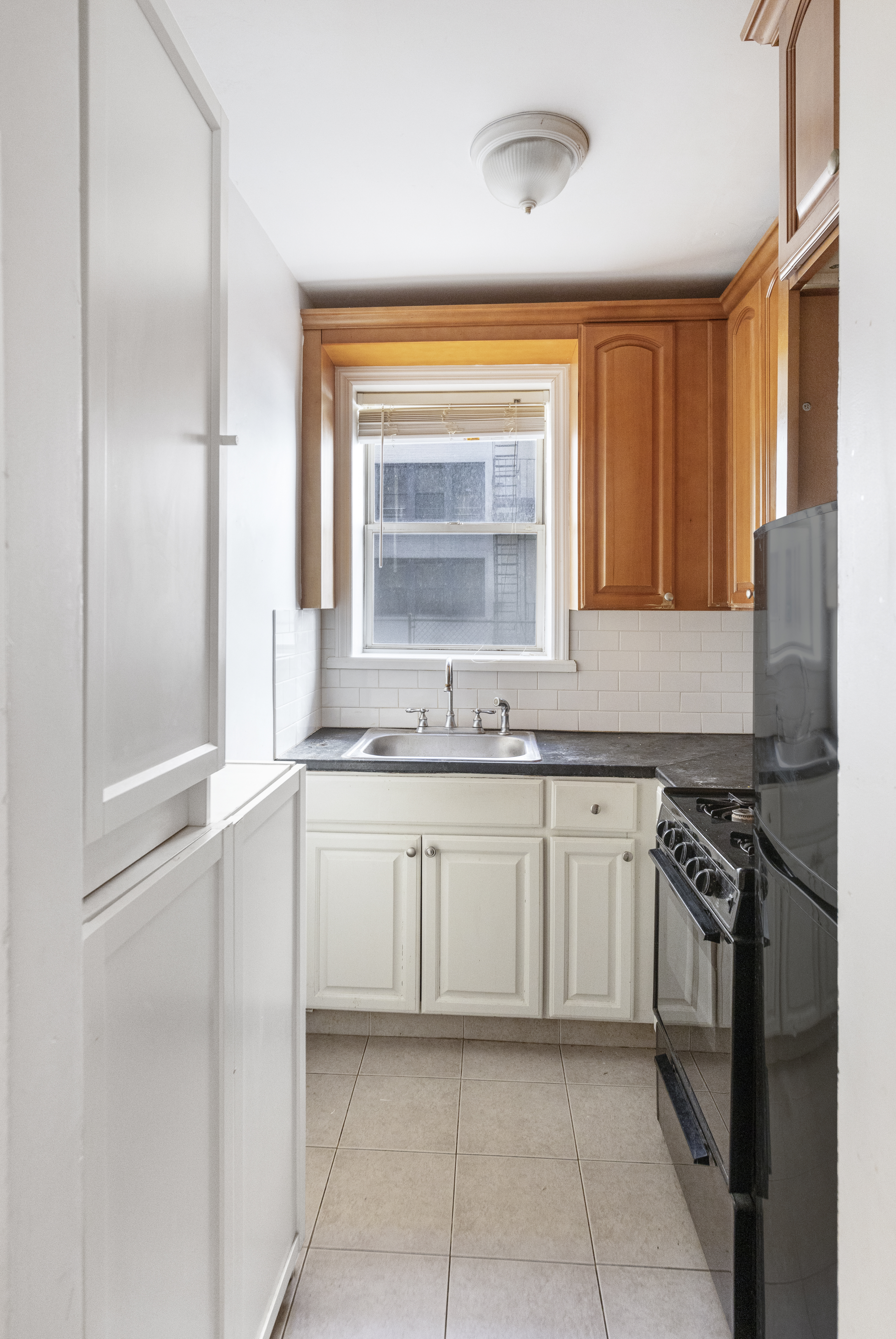 9801 Shore Road, Unit 1C Brooklyn, NY 11209 - Photo 4 of 10