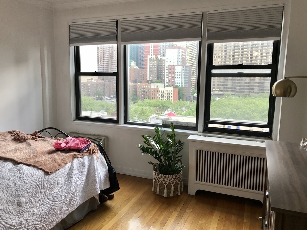 333 East 34th Street, Unit 11O Manhattan, NY 10016 - Photo 4 of 9