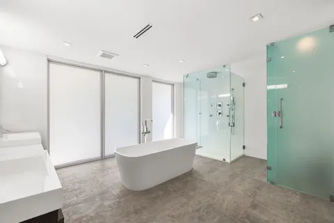 $4,950,000 | 3770 Kumquat Avenue, Miami, FL 33133