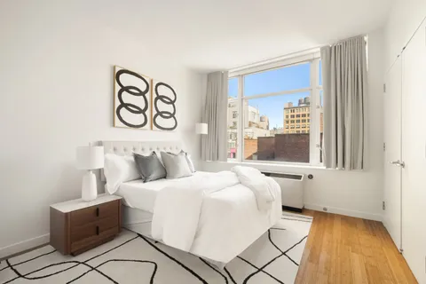 $3,700,000 | 201 West 17th Street, Unit 7A | Chelsea