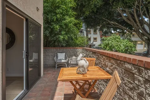 $1,795,000 | 914 2nd Street, Unit A, Santa Monica, CA 90403