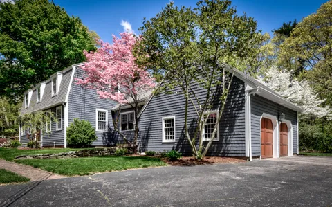 Contact Agent | 3 Bridle Path, Sherborn, MA 01770