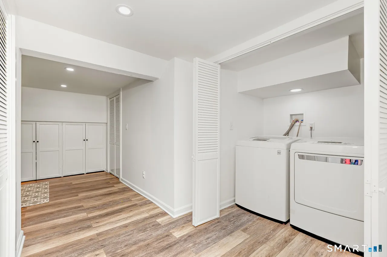 15 Charles Street Darien, CT 06820 - Photo 13 of 15