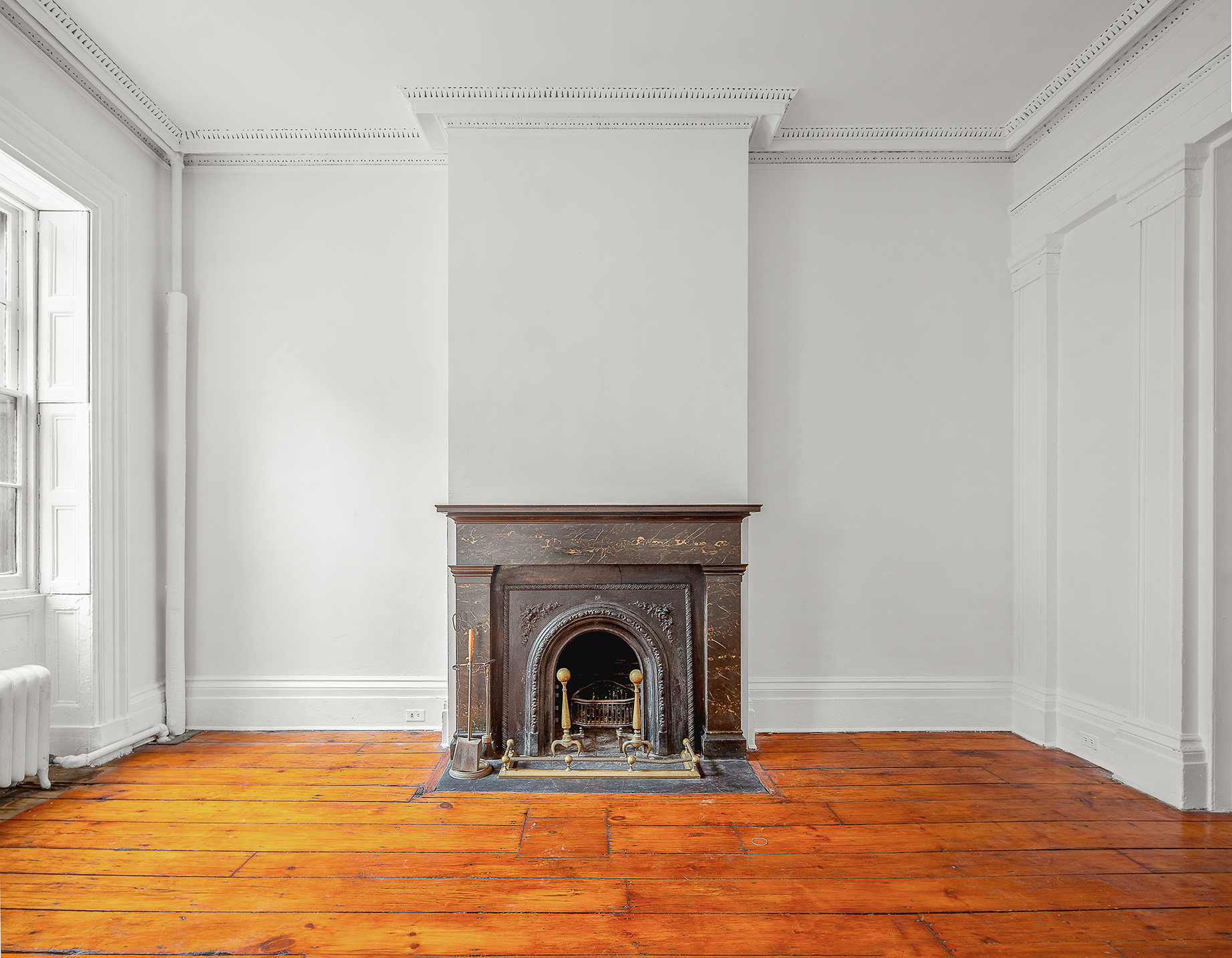 27 Bethune Street Manhattan, NY 10014 - Photo 3 of 18