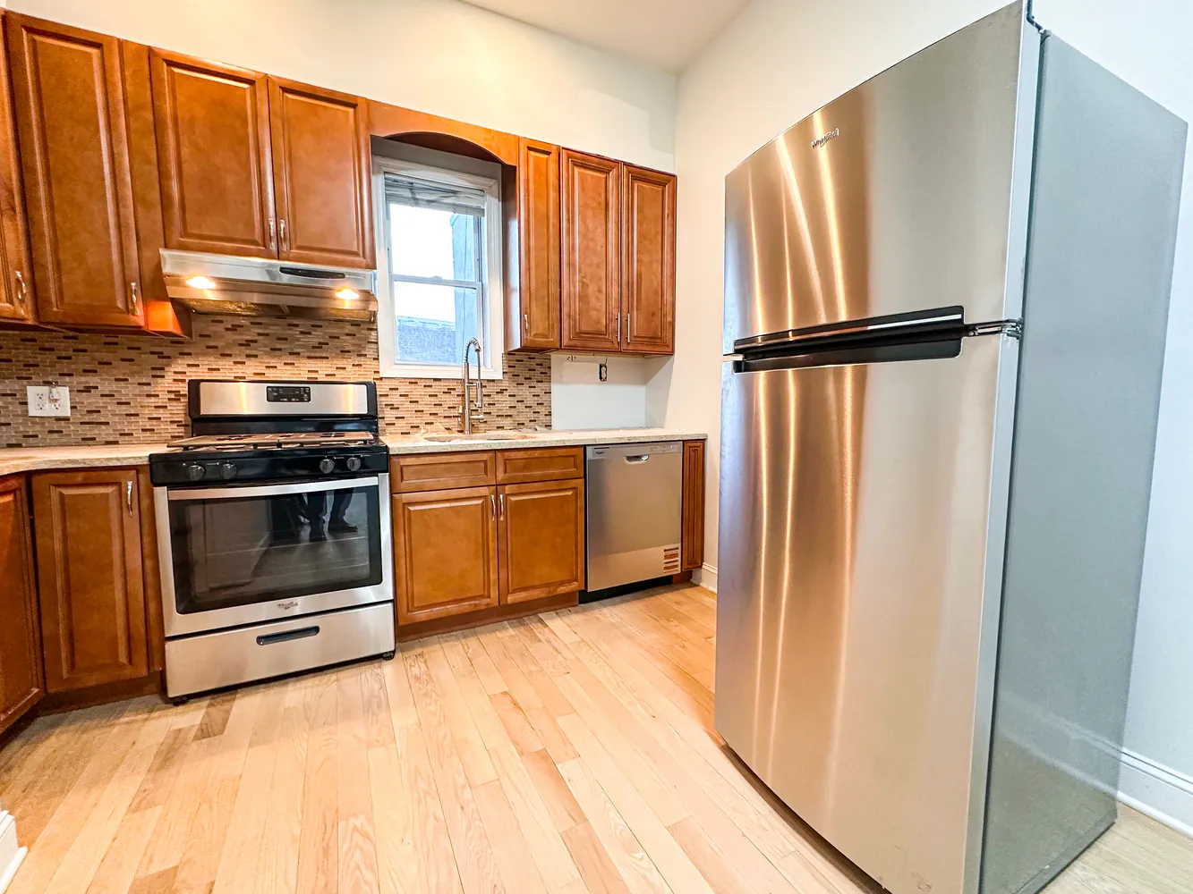 $4,500 | 41-05 20th Avenue | Astoria