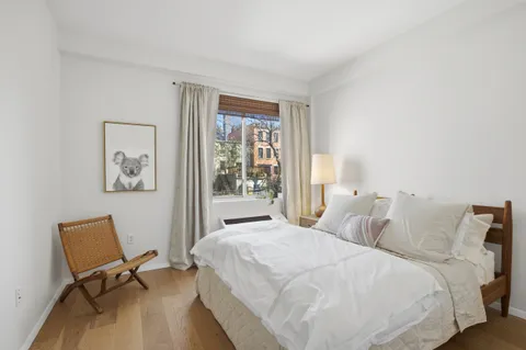 $1,700,000 | 433 Warren Street, Unit 2C | Boerum Hill