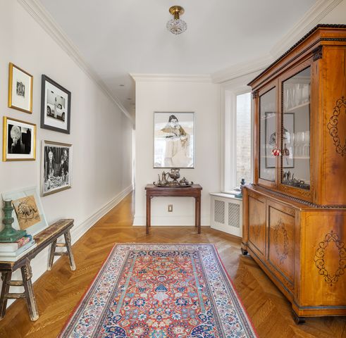 $2,650,000 | 237 West 11th Street, Unit 3AC | West Village